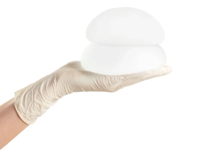Prótese de silicone: o que é, finalidade, tipos e durabilidade