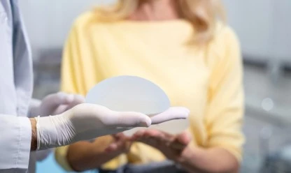 Prótese de silicone: Como escolher o tipo ideal para o seu corpo?