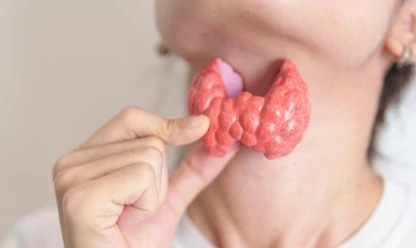 Quem tem tireoidite de Hashimoto pode colocar silicone com segurança